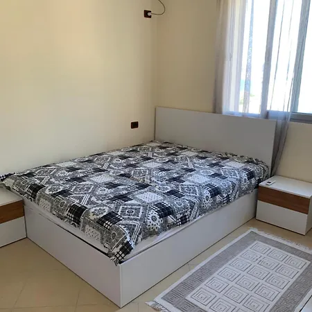 Elis Apartment